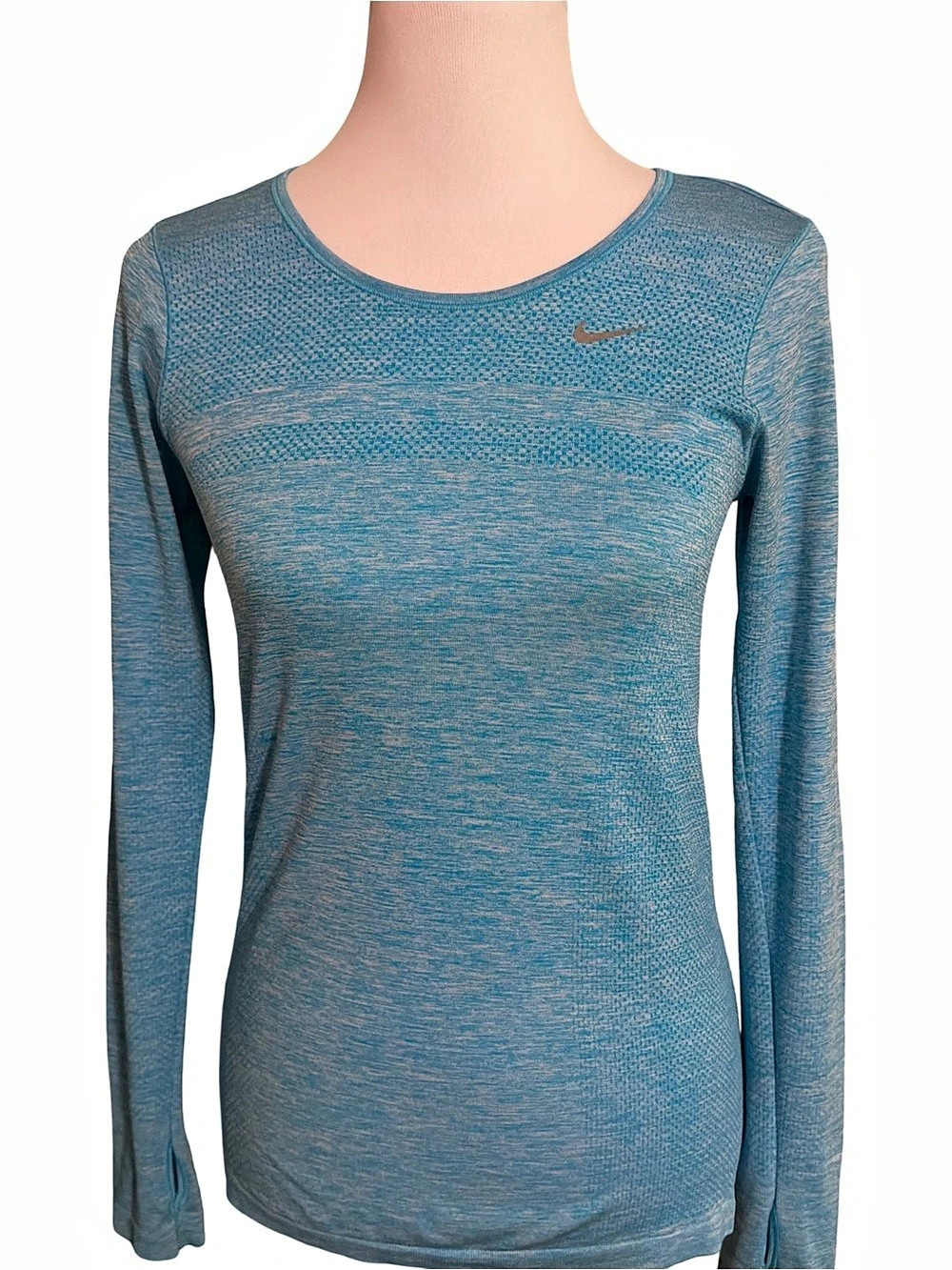 Nike Women's Long Sleeve Athletic Top in Blue